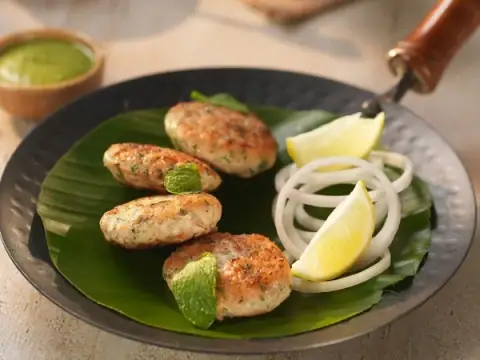 Chicken White Kabab Masala
